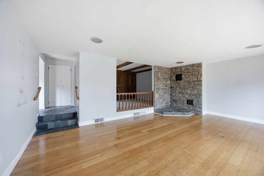 1664 Fawcett Ave photo