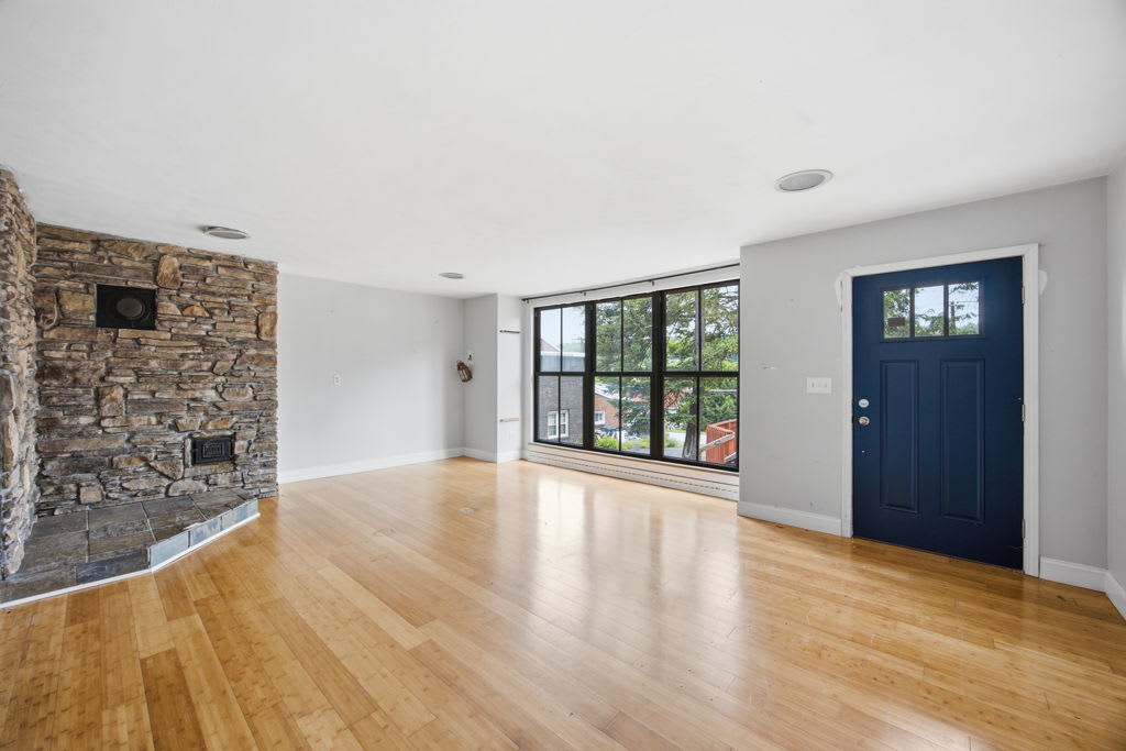 1664 Fawcett Ave photo