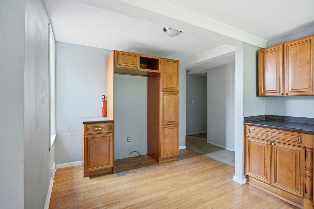 1664 Fawcett Ave photo