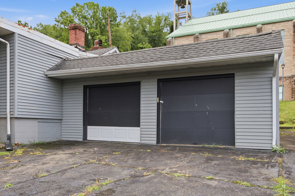 1664 Fawcett Ave photo