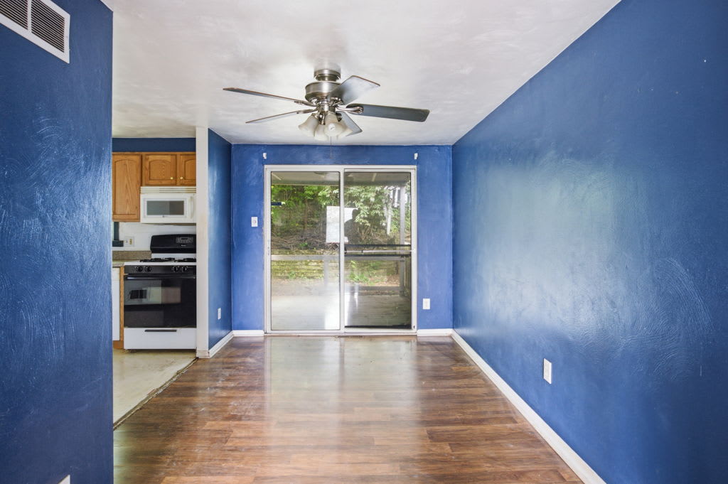 406 Rhodes Ave photo