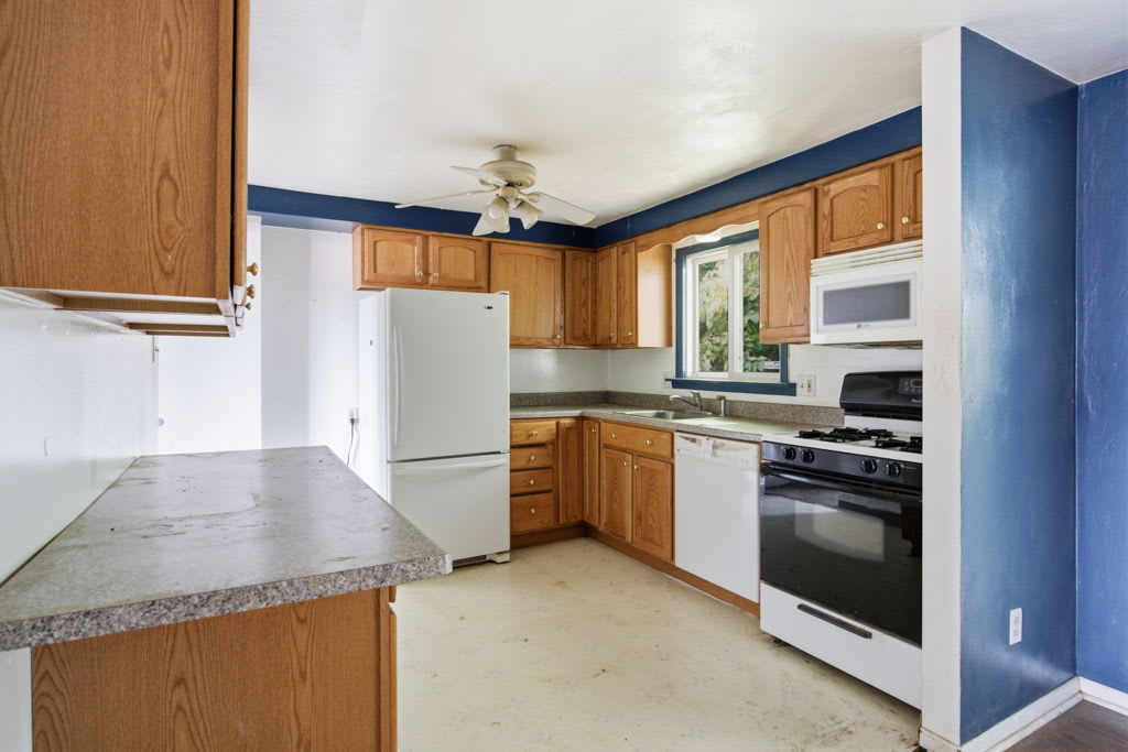 406 Rhodes Ave photo