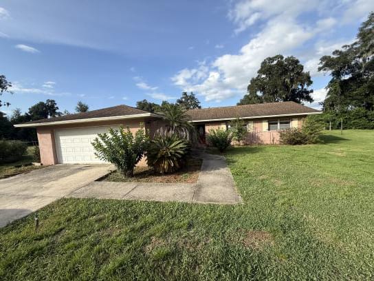 2906 Oak Crest Dr