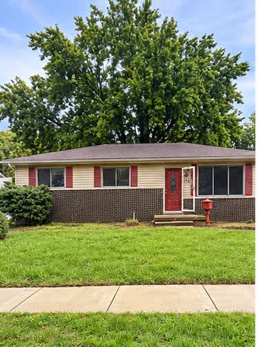 Photograph of 116 East John St, Durand, MI 48429