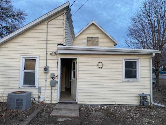 321 S Main St photo