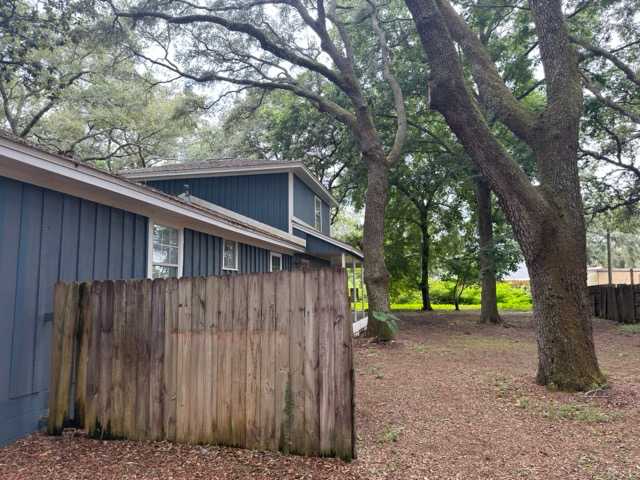 630 Bailey Dr photo