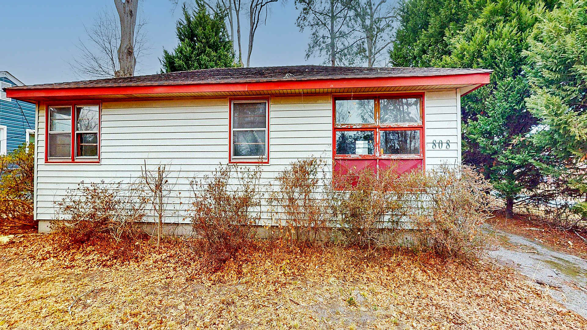 Photograph of 808 State St, Chesapeake, VA 23323