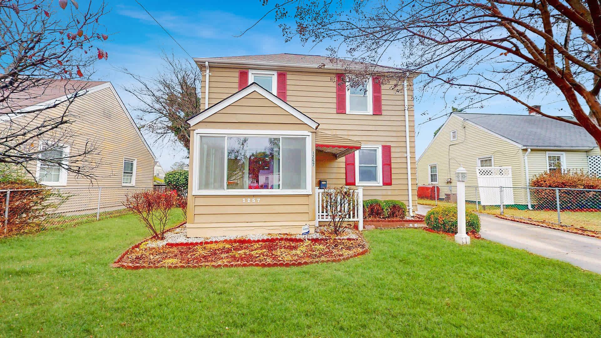 Single Family Home 3BR 1.5BA - 1257 17th Street, Newport News, VA