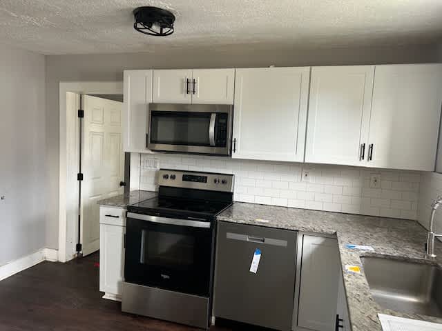 4722 Warwick St photo
