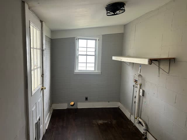 4722 Warwick St photo