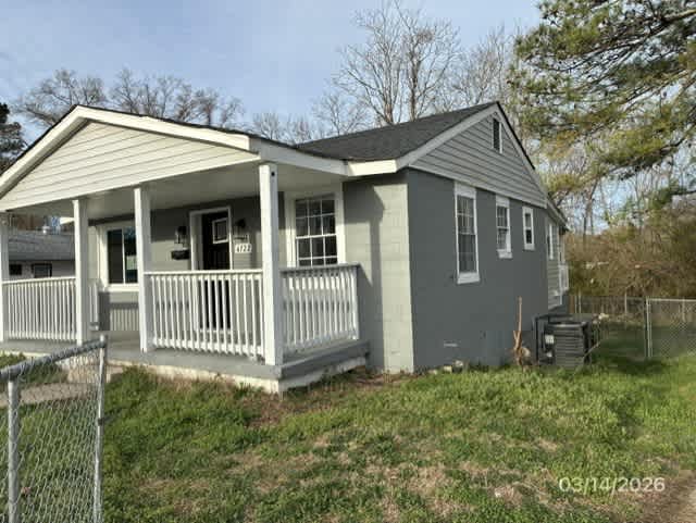 4722 Warwick St photo