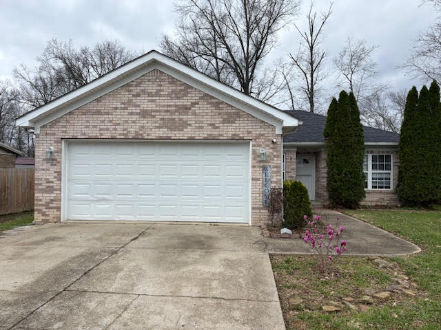 HUD Home — 335 Cherry St, Shepherdsville, KY 40165 — photo 1