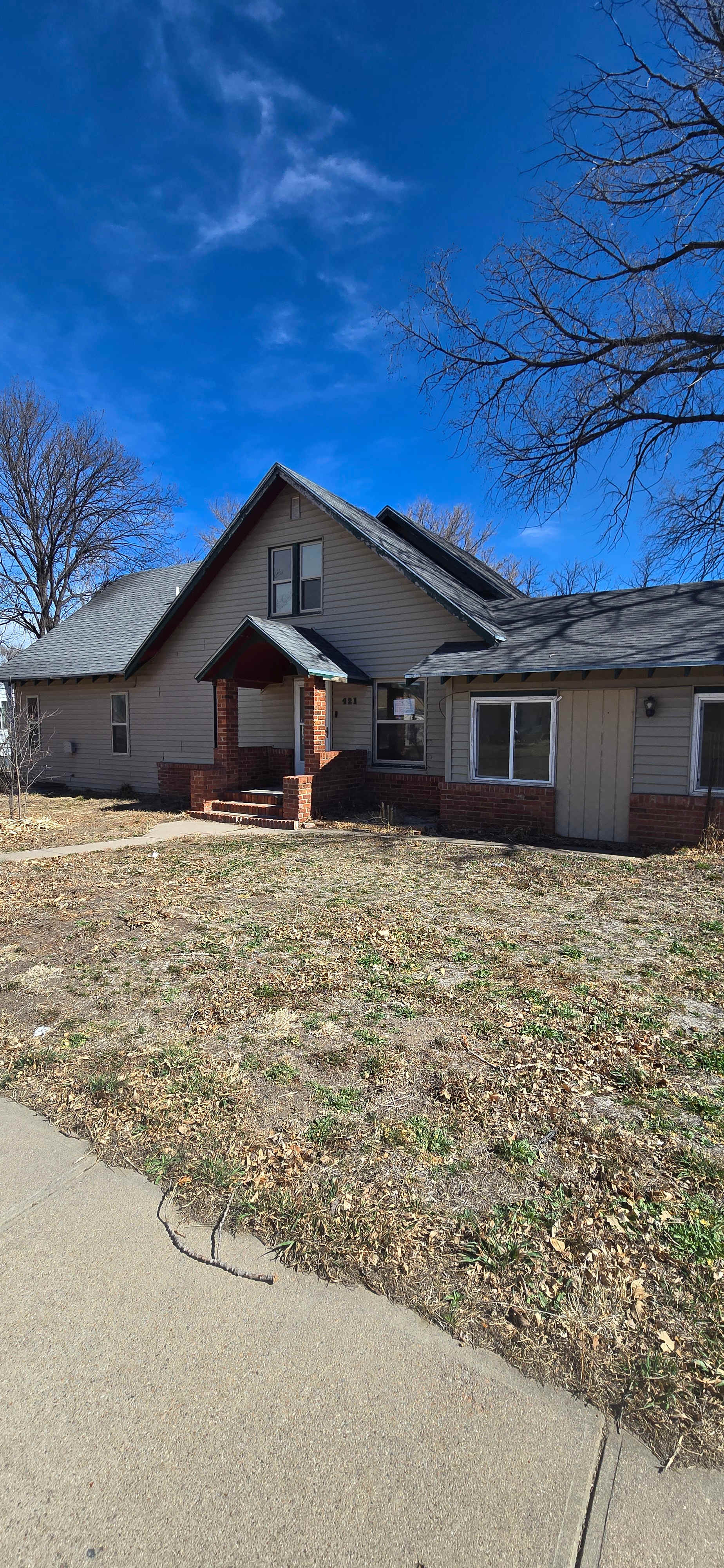 HUD Home — 421 S Belford Ave, Holyoke, CO 80734 — photo 1