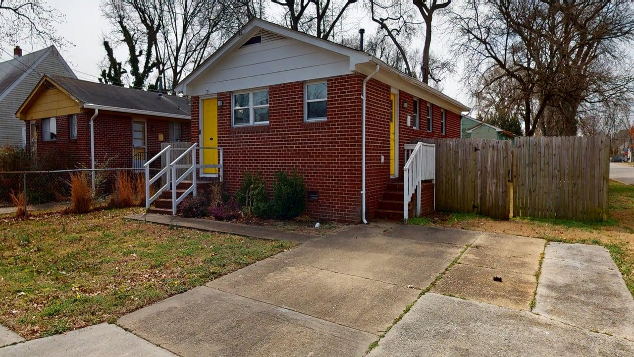 HUD Home — 733 Fairland Ave, Hampton, VA 23661 — photo 1