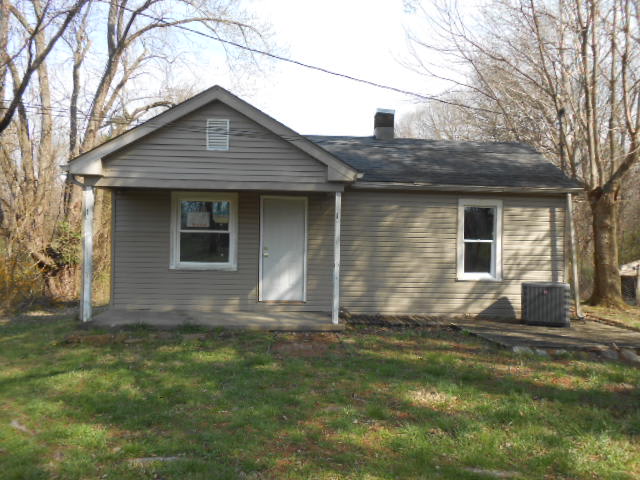HUD Home — 3040 E Morgan Ave, Evansville, IN 47711 — photo 1