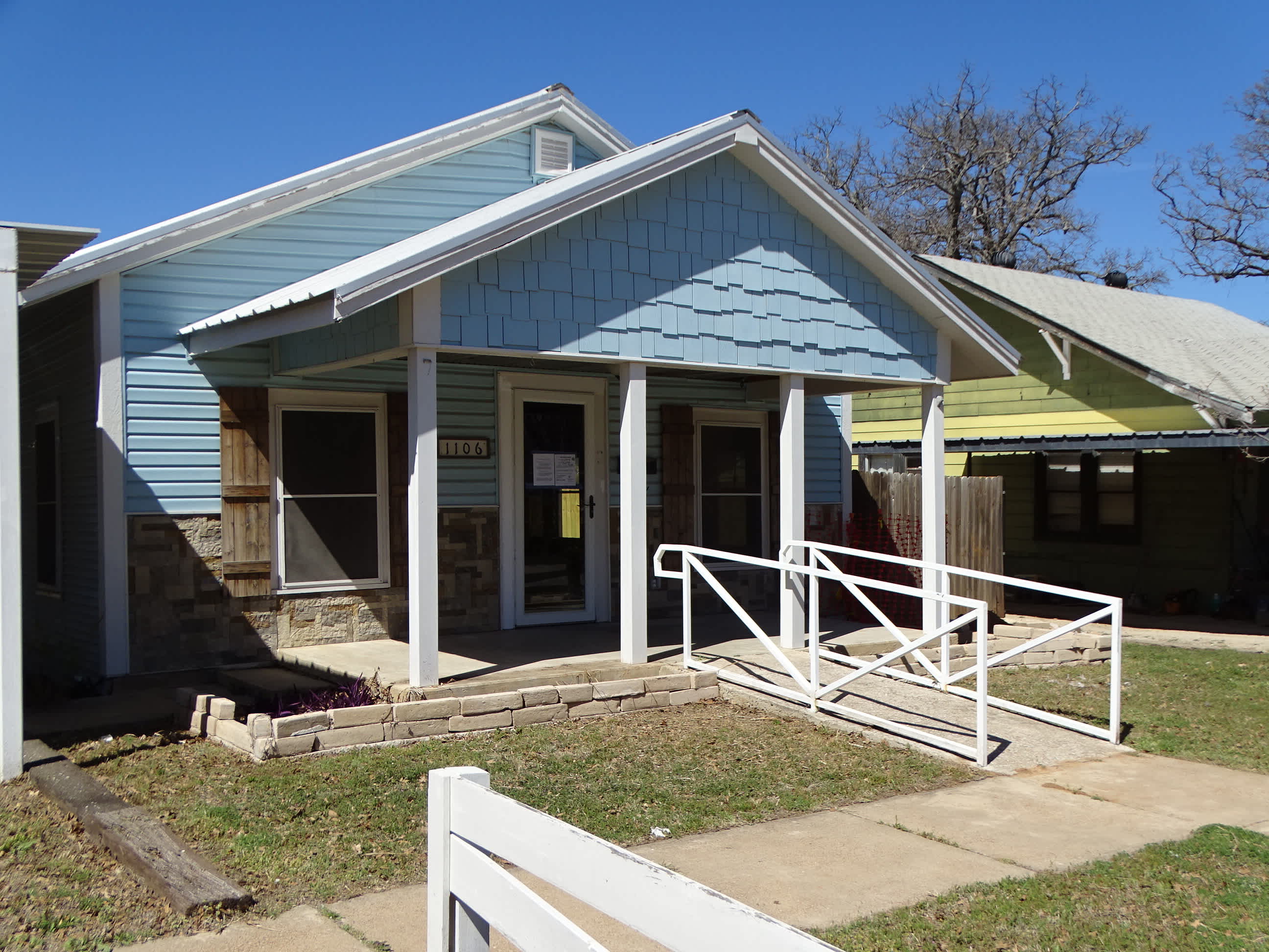 HUD Home — 1106 W 14th St, Cisco, TX 76437 — photo 1
