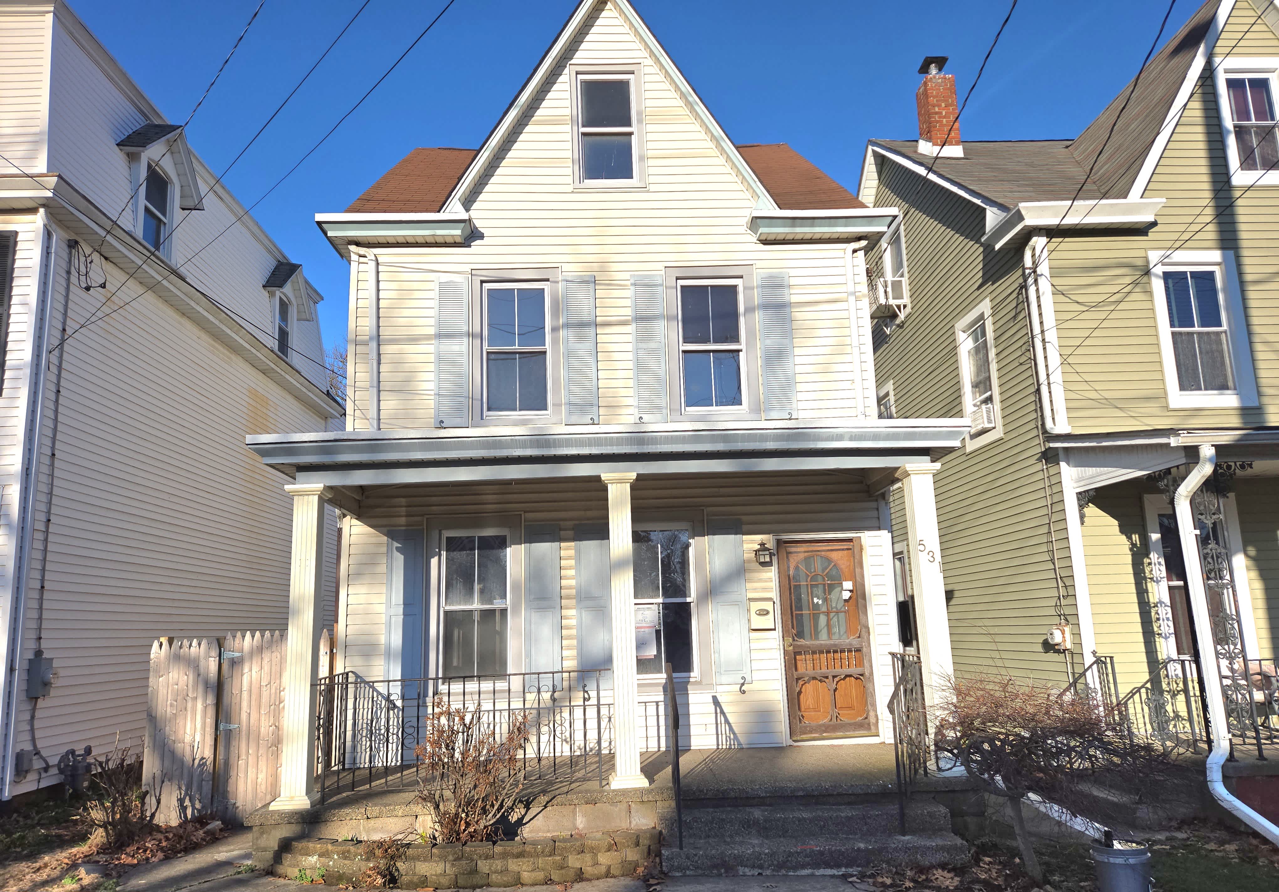 HUD Home — 531 Broad St, Beverly, NJ 08010 — photo 1