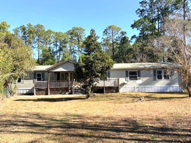 HUD Home — 390 E River Rd, East Palatka, FL 32131 — photo 1