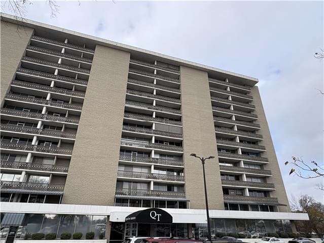 HUD Home — 700 E 9th St, Little Rock, AR 72202 — photo 1