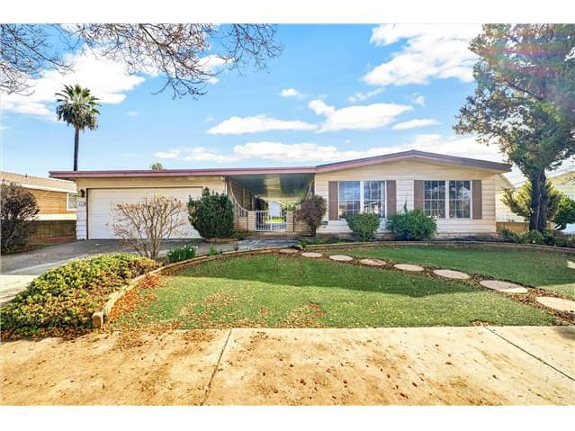 HUD Home — 1348 Jasmine Way, Hemet, CA 92545 — photo 1