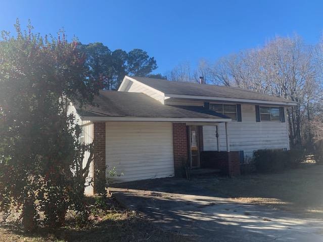 HUD Home — 2706 18th Ave, Haleyville, AL 35565 — photo 1