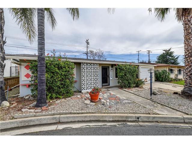 HUD Home — 11675 Calvin St, Yucaipa, CA 92399 — photo 1