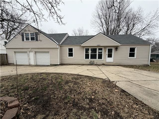 HUD Home — 5805 Ridgeway Ave, Kansas City, MO 64133 — photo 1