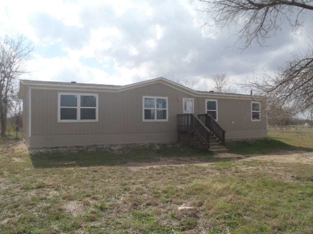 HUD Home — 1580 Pooley Rd, Kingsbury, TX 78638 — photo 1
