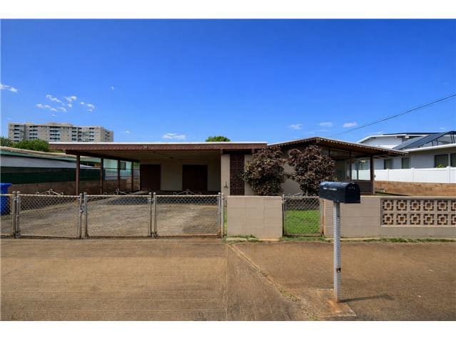 HUD Home — 94-1056 Kahuanui St, Waipahu, HI 96797 — photo 1