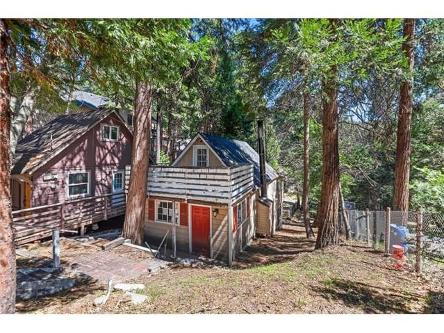 HUD Home — 26752 Ca-189, Twin Peaks, CA 92391 — photo 1