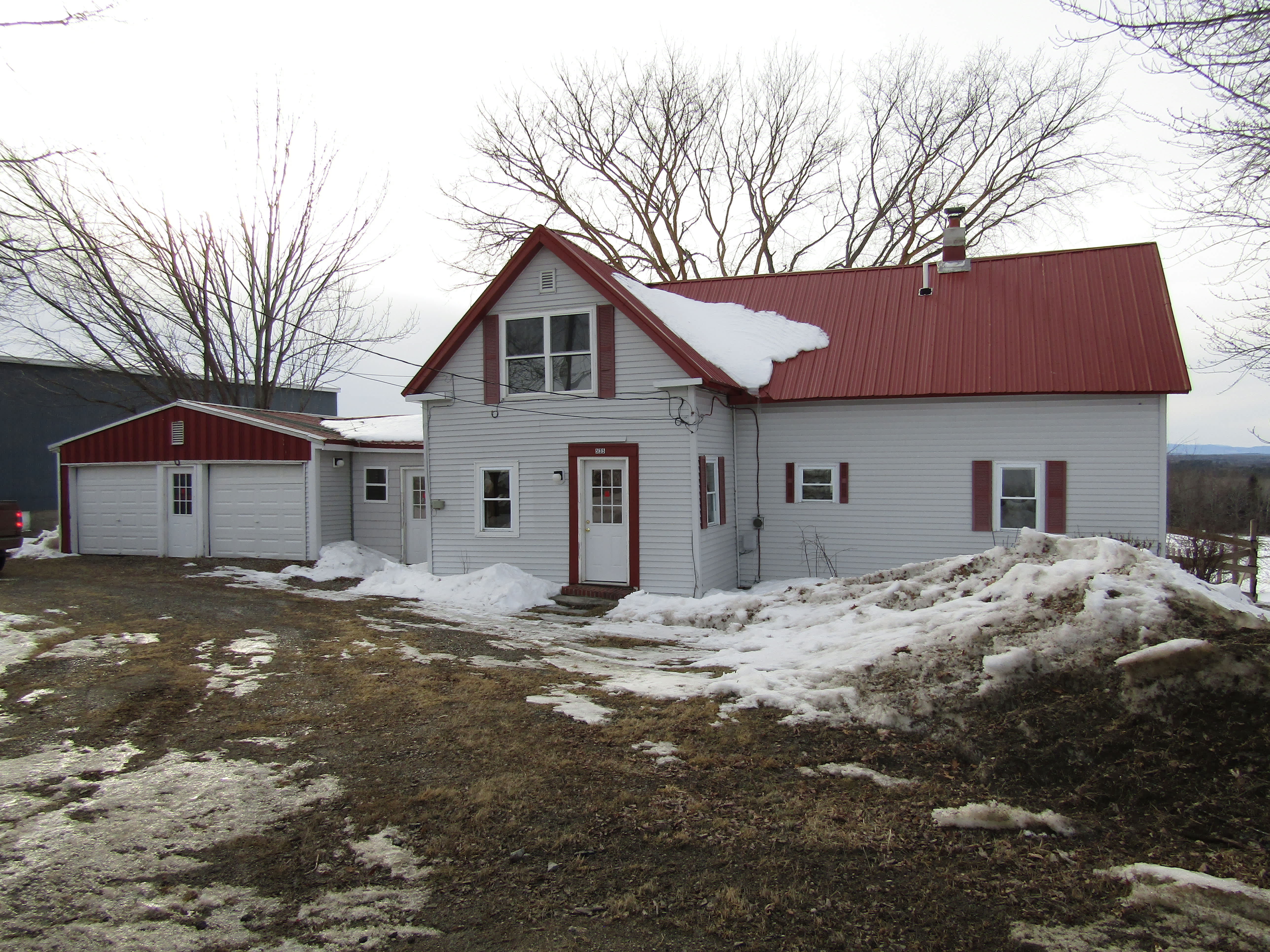 HUD Home — 535 Enfield Road, Lincoln, ME 04457 — photo 1
