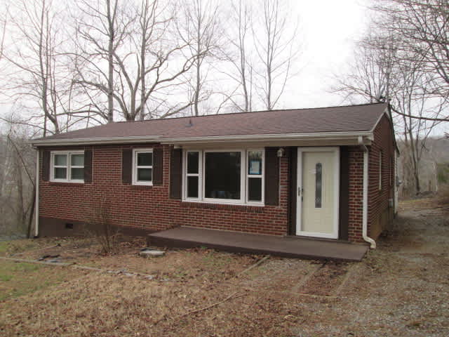 HUD Home — 114 Dudley Drive, Martinsville, VA 24112 — photo 1