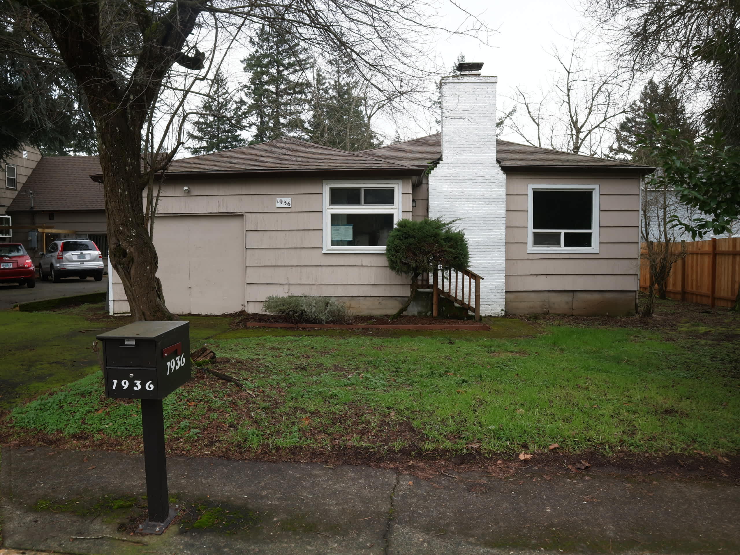HUD Home — 1936 Se 139th Ave, Portland, OR 97233 — photo 1