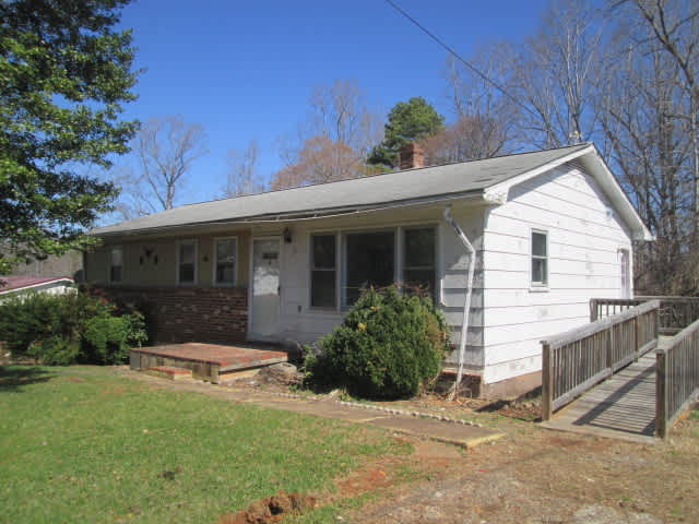 HUD Home — 50 Robin Rd, Martinsville, VA 24112 — photo 1