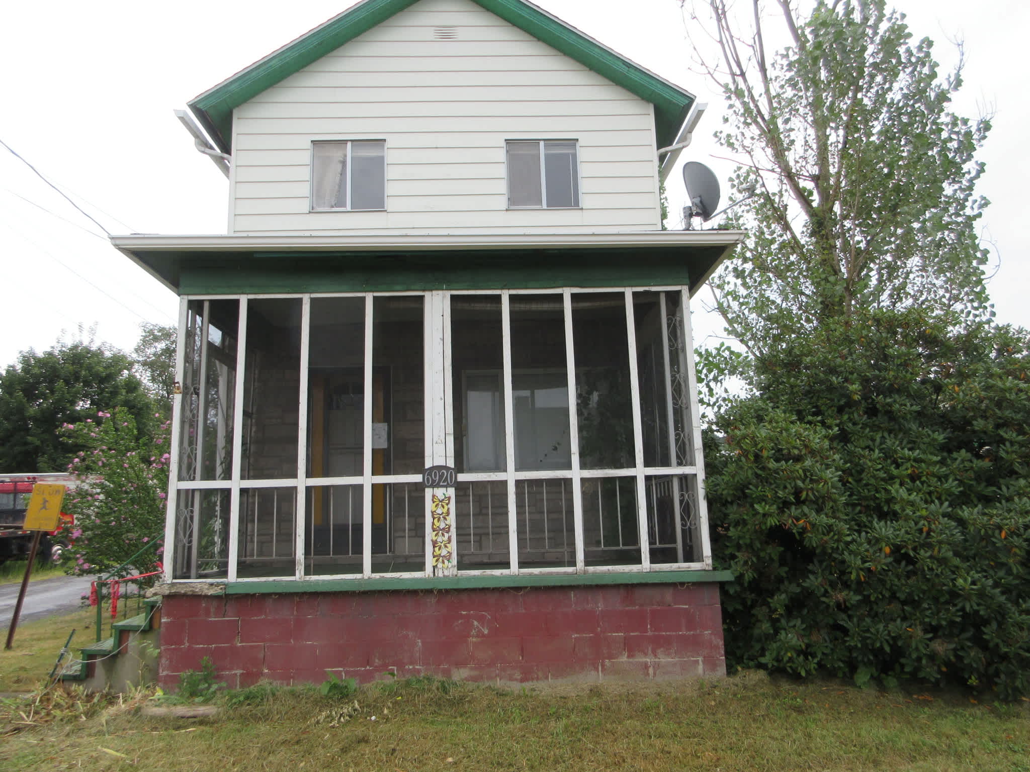 HUD Home — 6920 Route 711, Seward, PA 15954 — photo 1