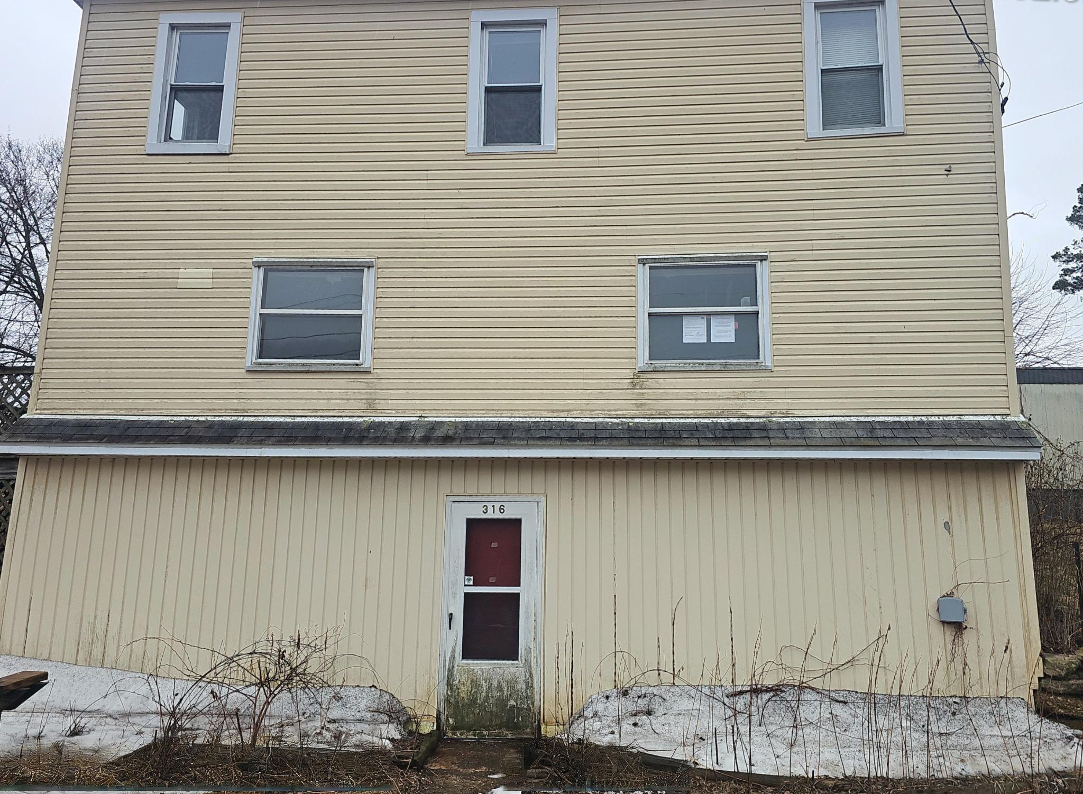 HUD Home — 316 W Wiconisco St, Muir, PA 17957 — photo 1