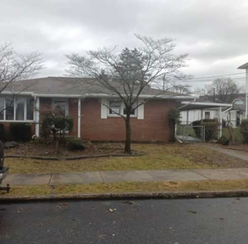 HUD Home — 1877 S Wood St, Allentown, PA 18103 — photo 1