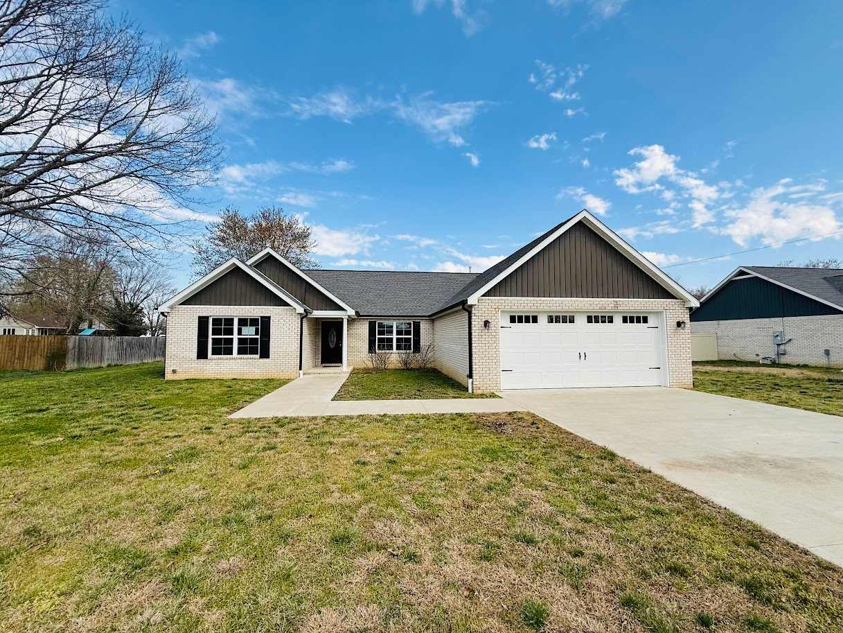 HUD Home — 180 Lynnwood Dr, Murray, KY 42071 — photo 1