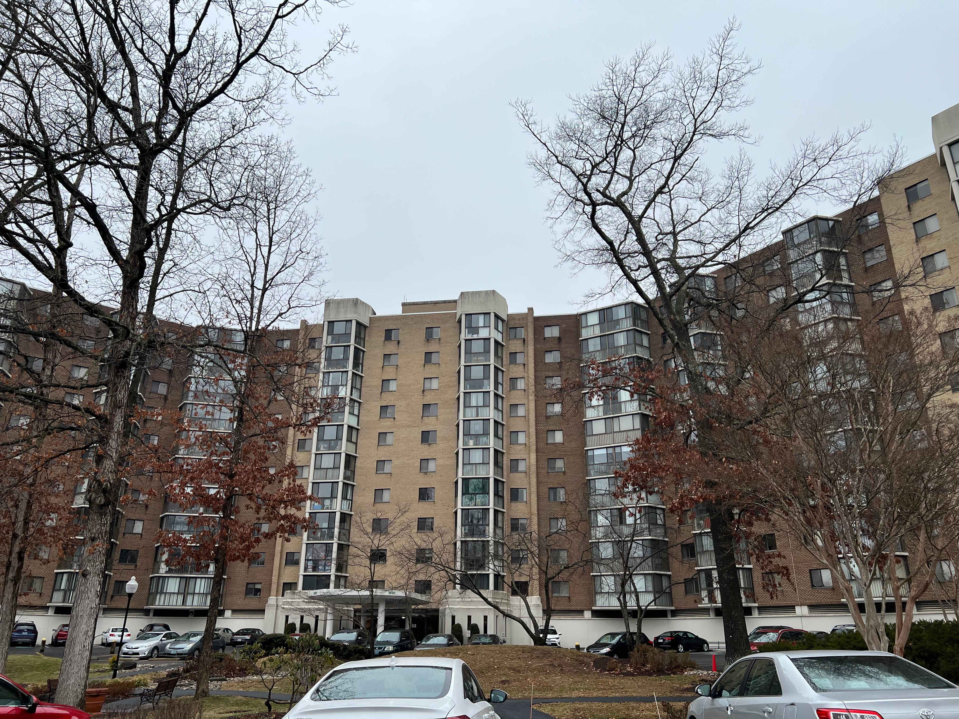 HUD Home — 15101 Interlachen Dr 806, Silver Spring, MD 20906 — photo 1