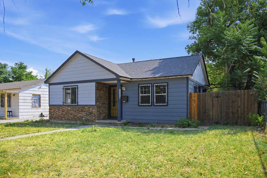 1608 Oakland St, Aurora CO, HUD home photo