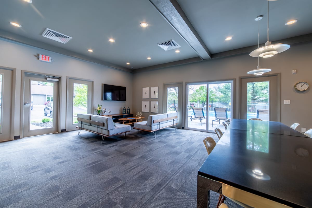 PetFriendly Apartments in Louisville, KY Woodbridge Apartments