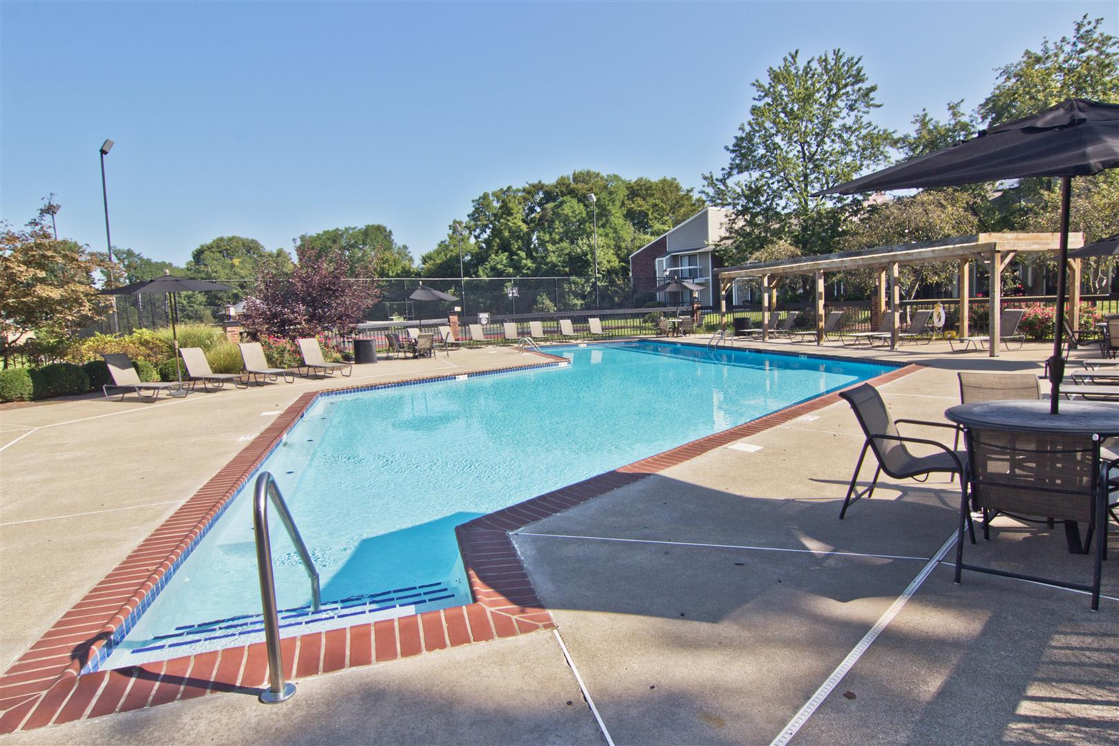 Apartments in East Louisville The Grove at Lyndon Photo Gallery