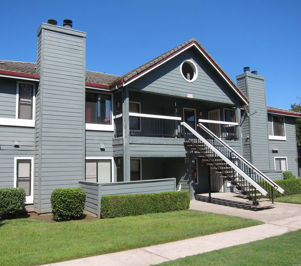 Apartments In Lodi Ca L Lakeshore Meadows Apartments