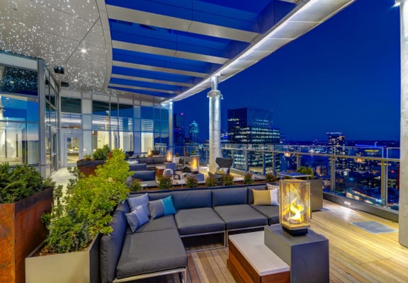 Luxury Apartments In Downtown Seattle Stratus