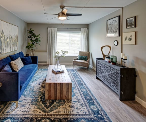 Elk Grove Village Apartments Willow Crossing Apartments