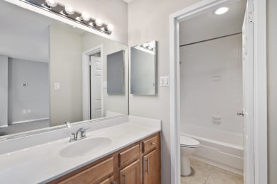 Standard Apartment_13