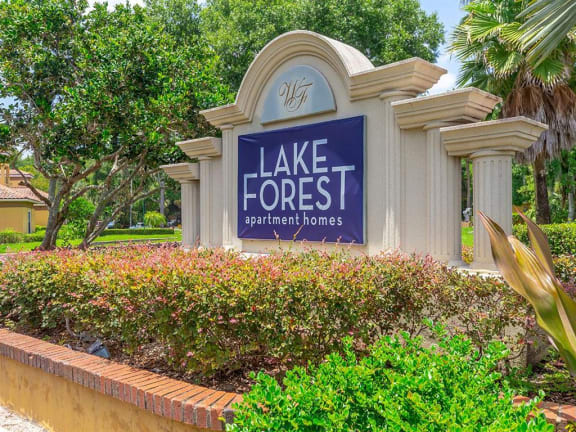 Photos and Video of Lake Forest Apartments in Daytona ...