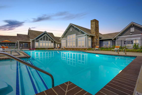 Blue Cool Swimming Pool at The Retreat Apartments, Roanoke, 24019