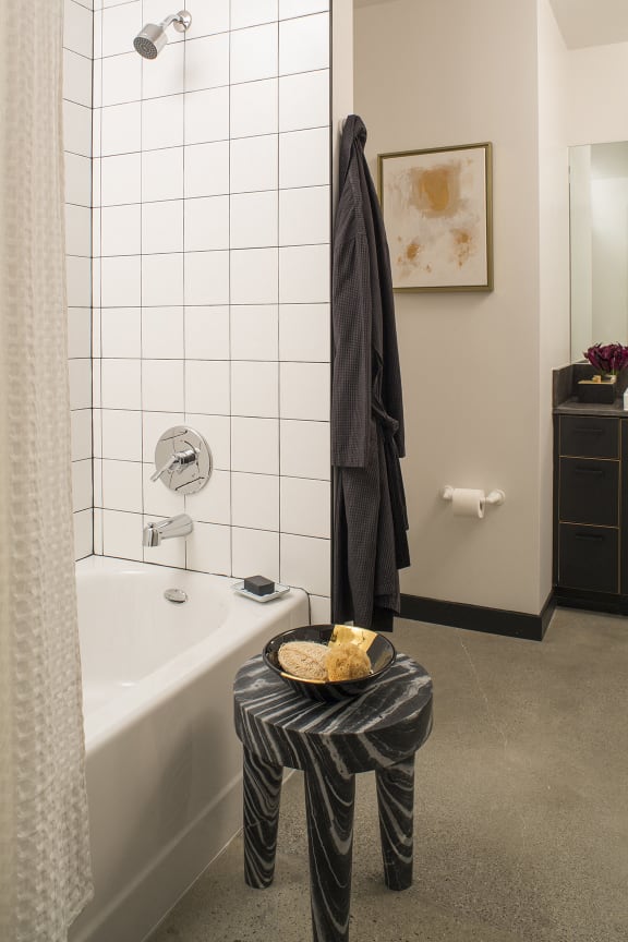 Photos and Video of Edison in Long Beach, CA