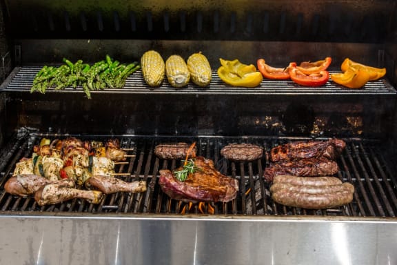 Great Dining Options Nearby at Azure Houston Apartments, Houston